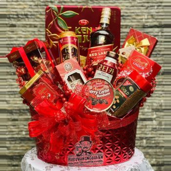 Giỏ Quà Biếu Tết Rượu Johnnie Walker Red Label sang trọng